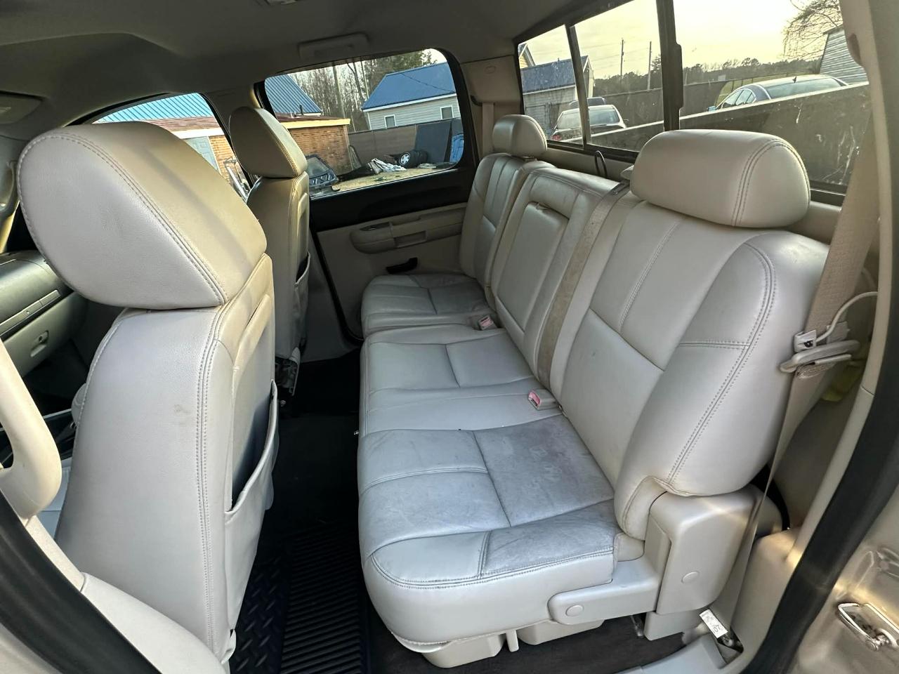 Chevrolet Silverado 3500HD Work Truck Crew Cab DRW 4WD 2008