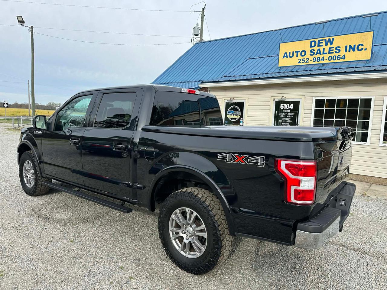 Ford F-150 4WD SuperCrew 150" Lariat 2019
