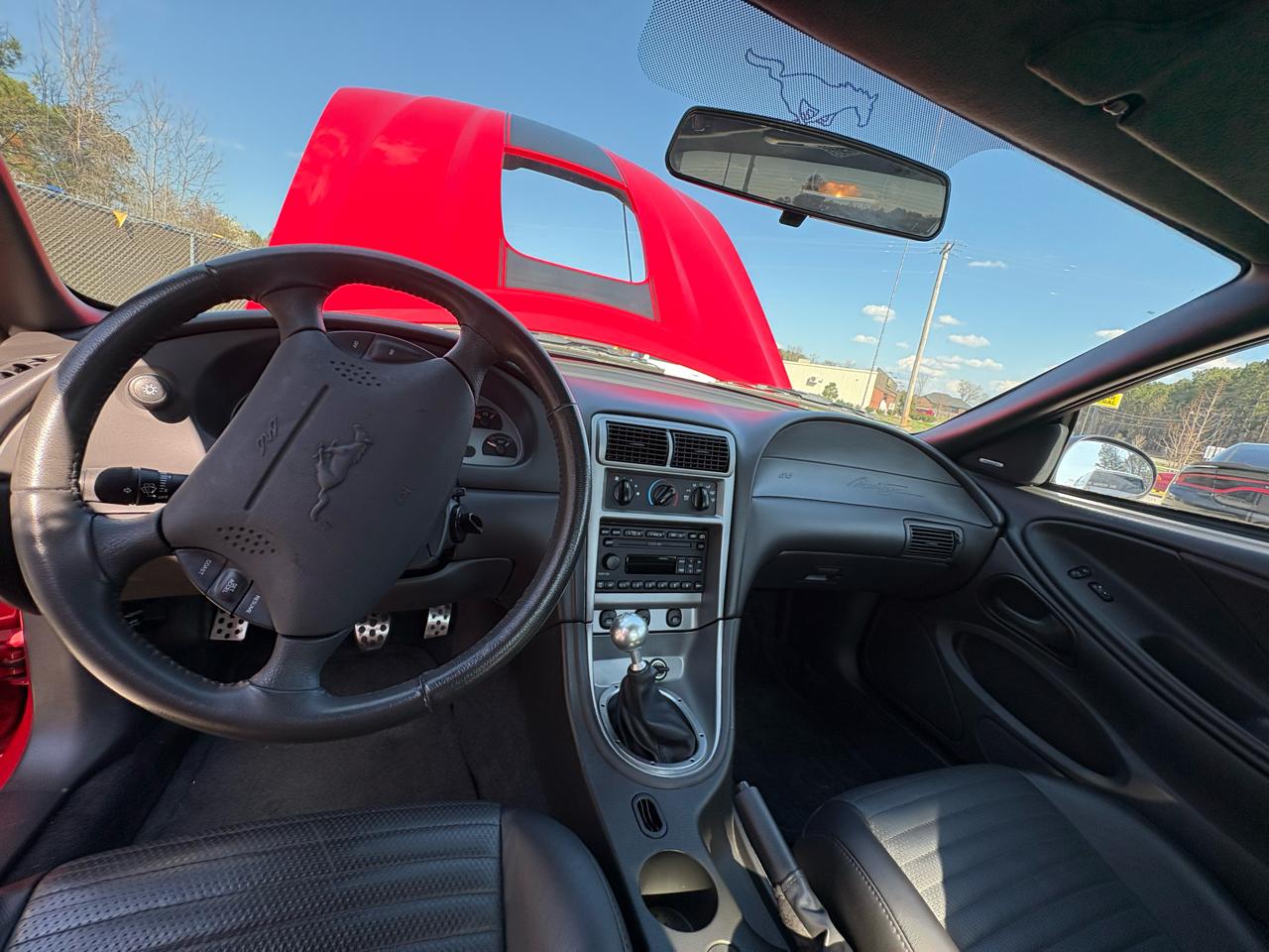 Ford Mustang GT Deluxe Coupe 2003