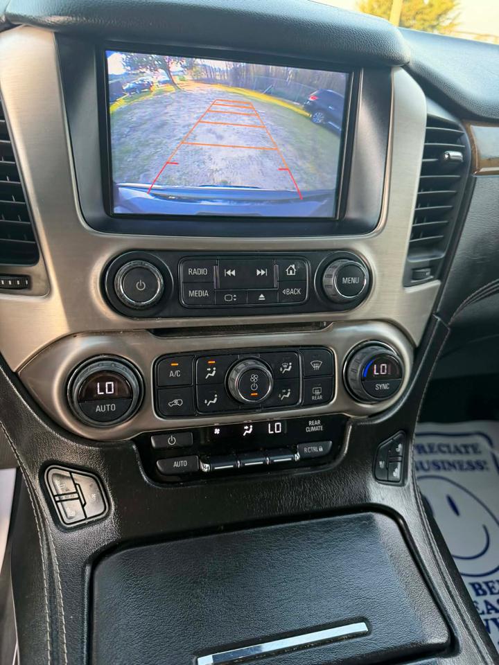 GMC Yukon Denali 4WD 2017