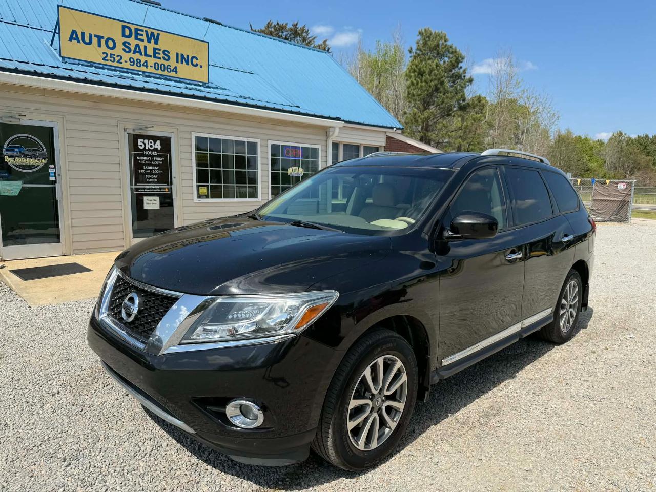 Nissan Pathfinder S 4WD 2014