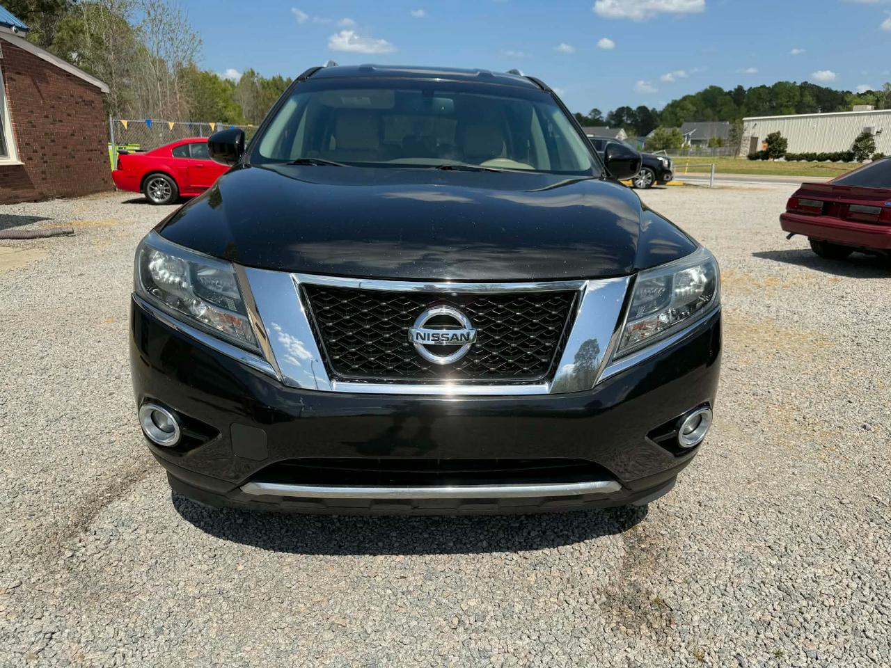 Nissan Pathfinder S 4WD 2014