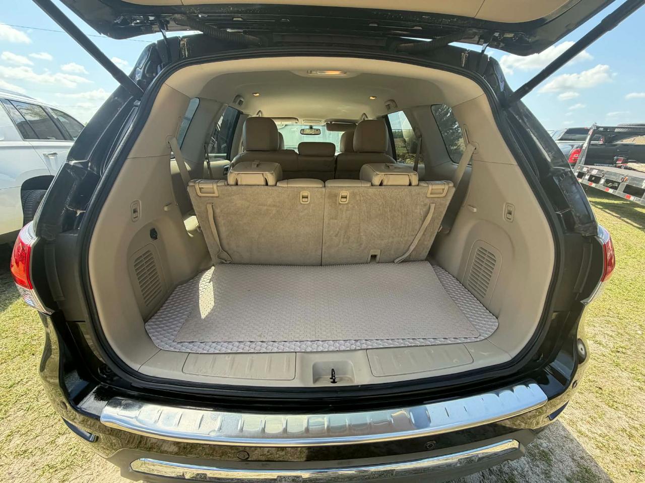 Nissan Pathfinder S 4WD 2014