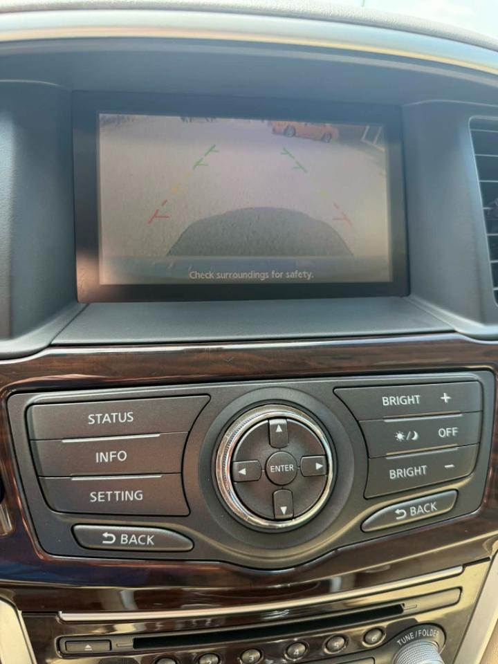 Nissan Pathfinder S 4WD 2014