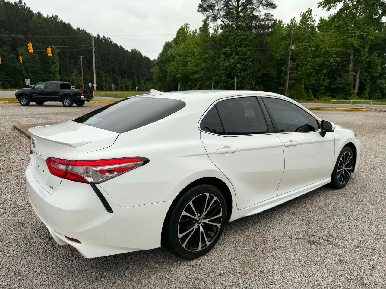 Toyota Camry XLE 2019