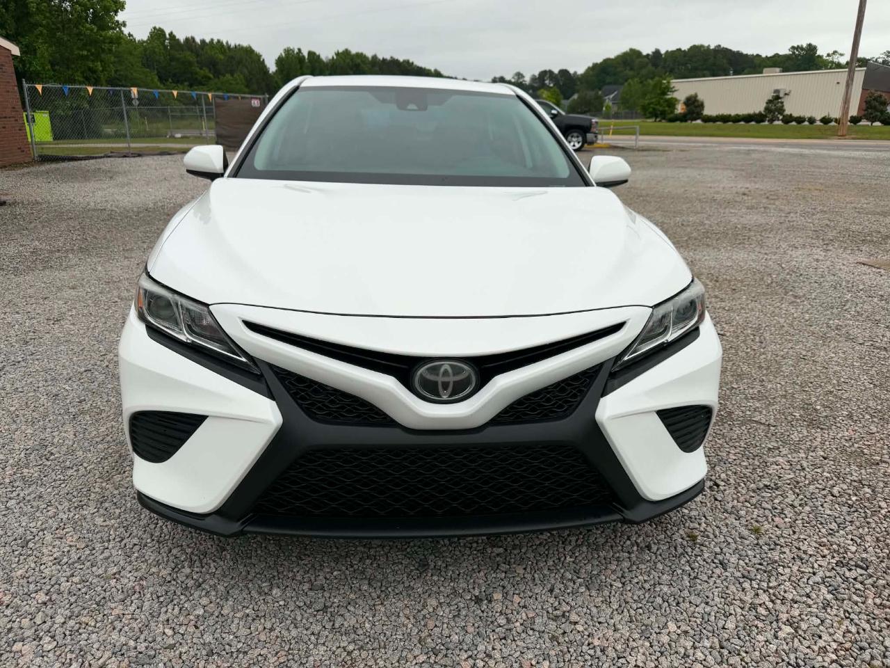 Toyota Camry XLE 2019