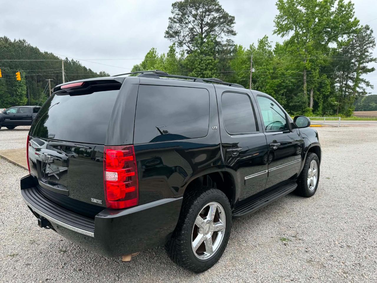 Chevrolet Tahoe LTZ 4WD 2012