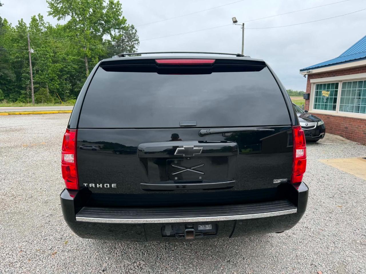 Chevrolet Tahoe LTZ 4WD 2012