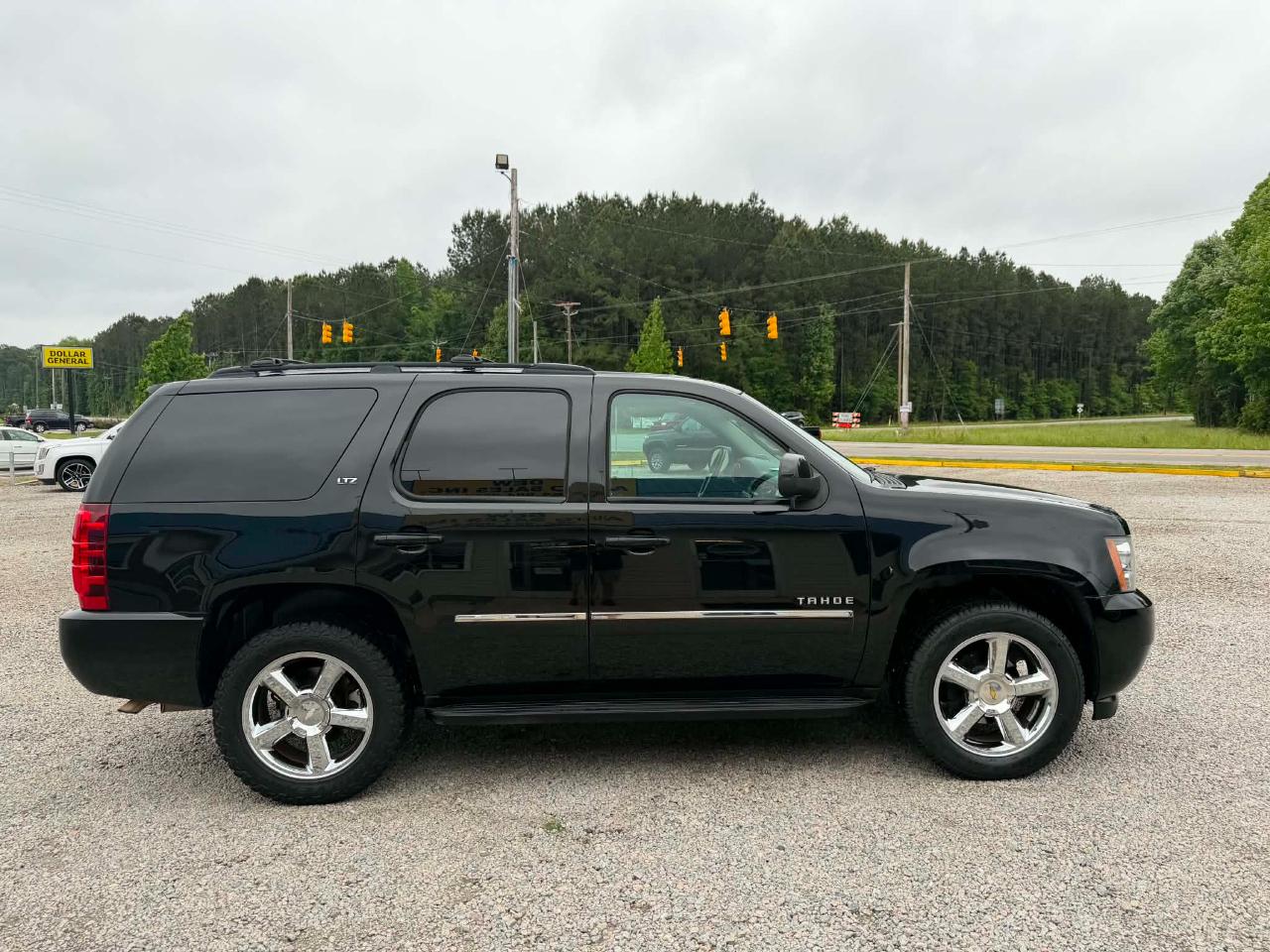Chevrolet Tahoe LTZ 4WD 2012