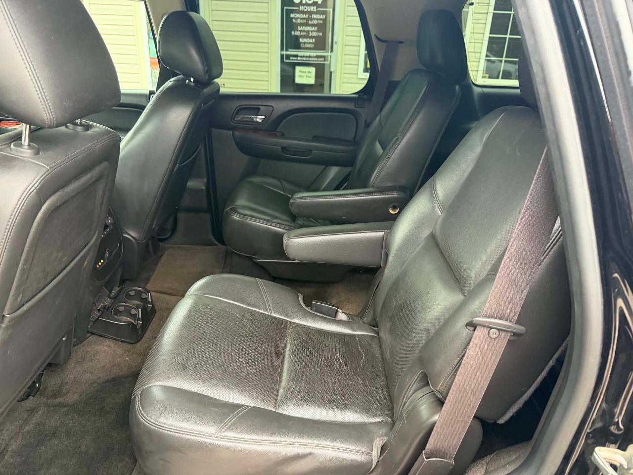 Chevrolet Tahoe LTZ 4WD 2012