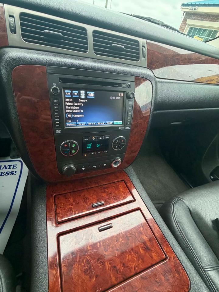 Chevrolet Tahoe LTZ 4WD 2012