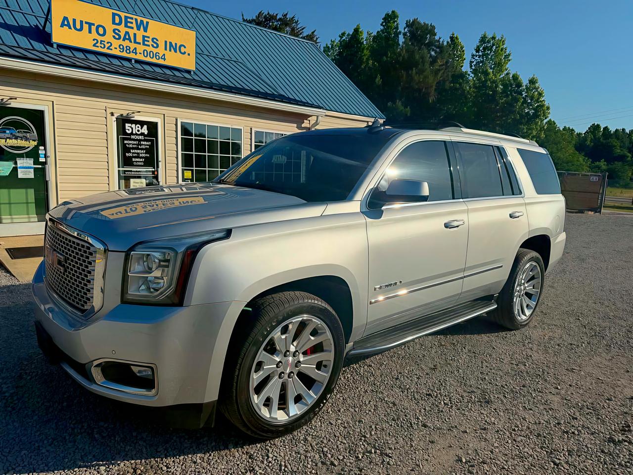 GMC Yukon Denali 4WD 2016