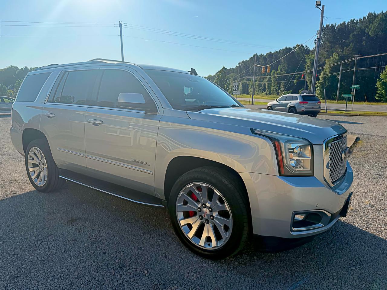 GMC Yukon Denali 4WD 2016
