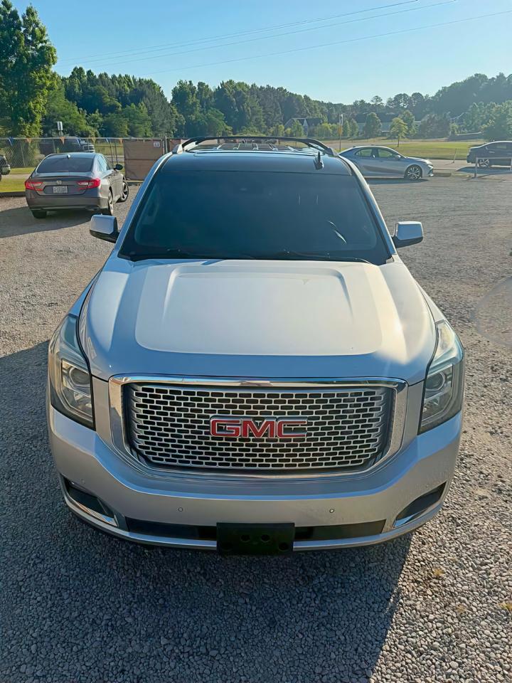 GMC Yukon Denali 4WD 2016