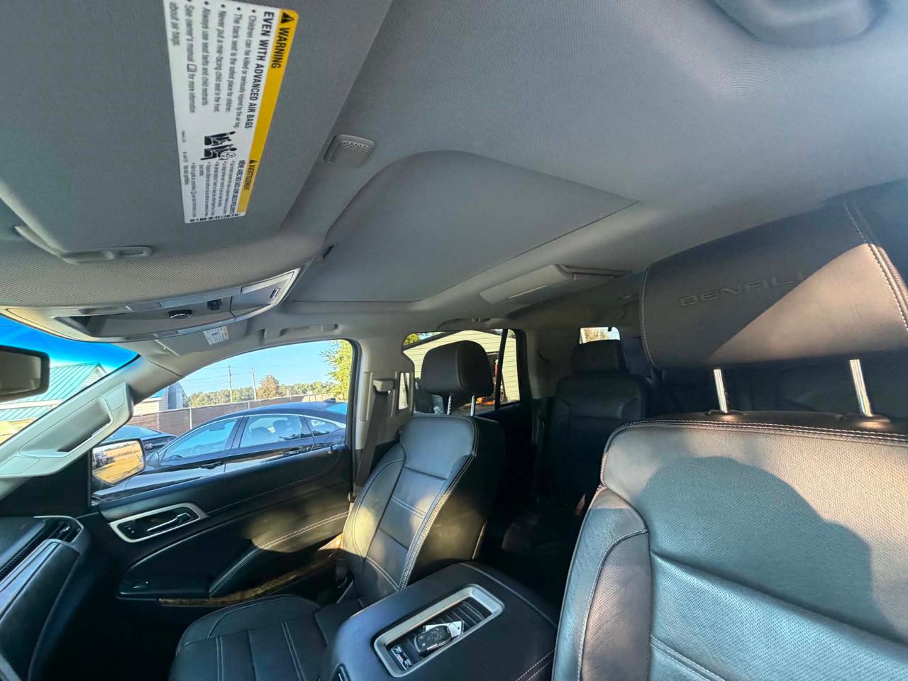 GMC Yukon Denali 4WD 2016