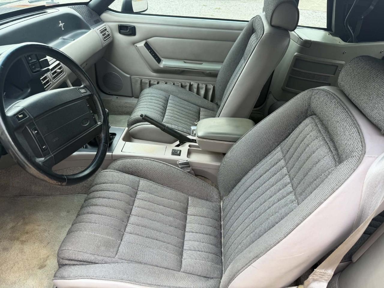 Ford Mustang LX 5.0L convertible 1992