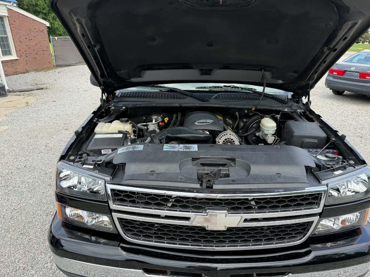 Chevrolet Silverado 1500 LT3 Crew Cab 4WD 2006