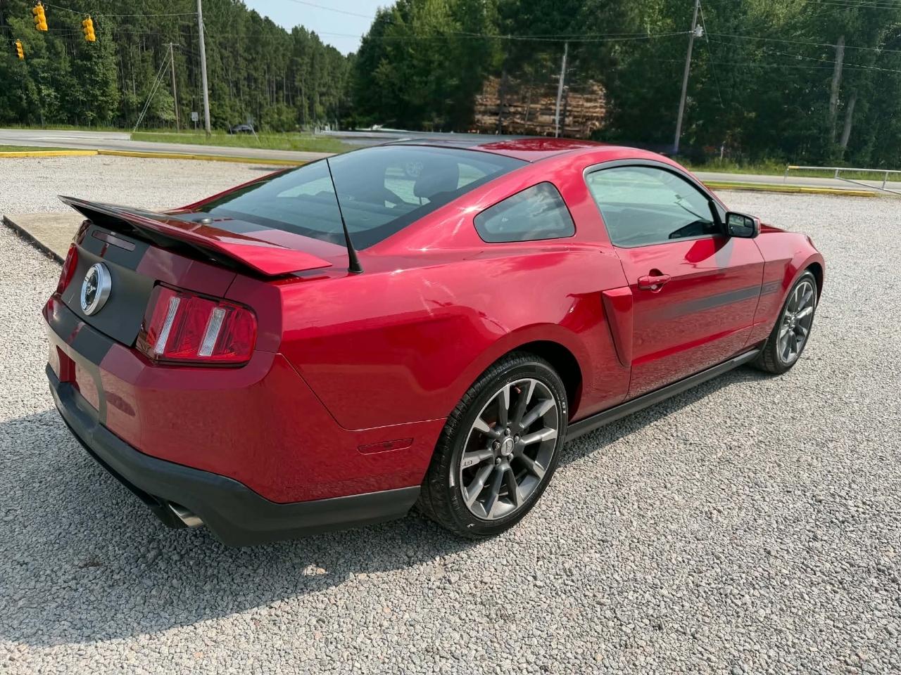 Ford Mustang GT Coupe 2011