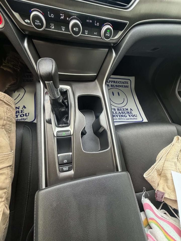 Honda Accord LX CVT 2019