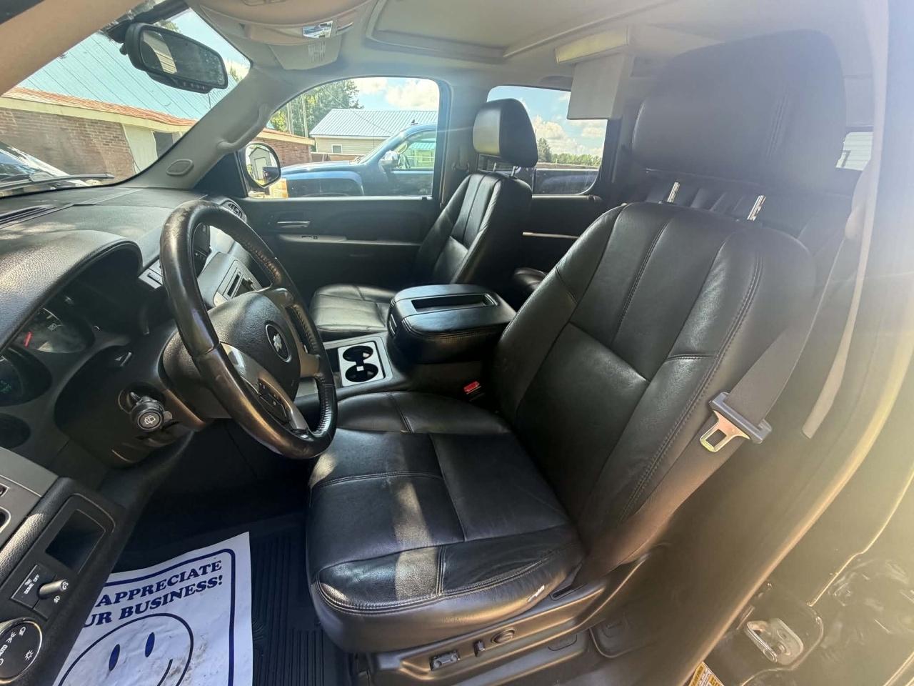 Chevrolet Tahoe LT1 2WD 2009