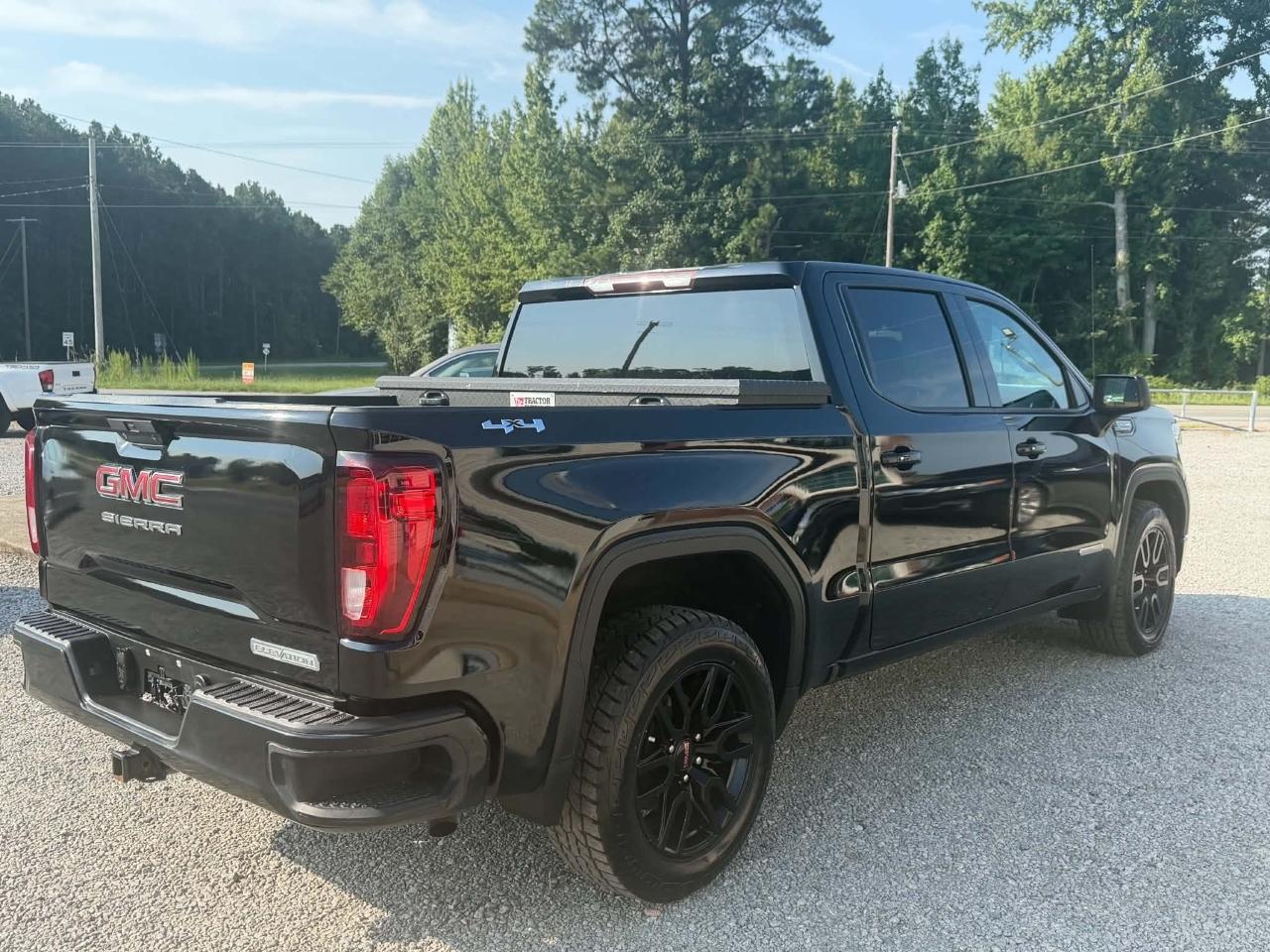 GMC Sierra 1500 Elevation Crew Cab 4WD 2020