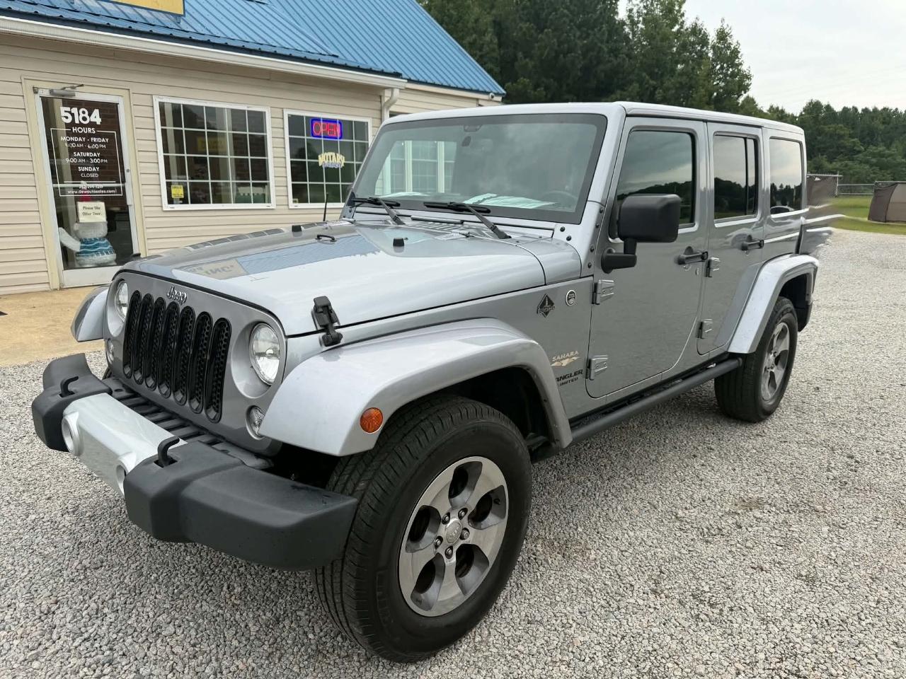 Jeep Wrangler Unlimited Sahara 4WD 2015