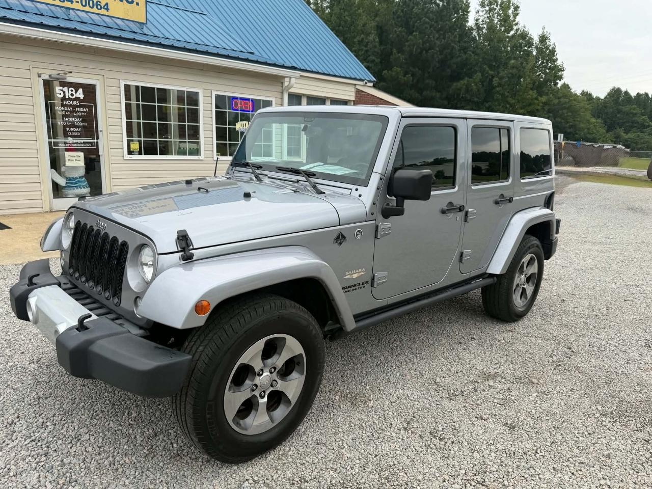 Jeep Wrangler Unlimited Sahara 4WD 2015