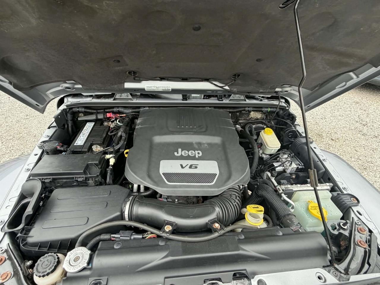 Jeep Wrangler Unlimited Sahara 4WD 2015