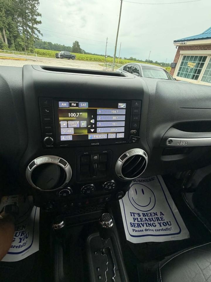 Jeep Wrangler Unlimited Sahara 4WD 2015