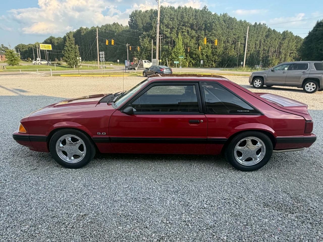 Ford Mustang LX 5.0L hatchback 1990