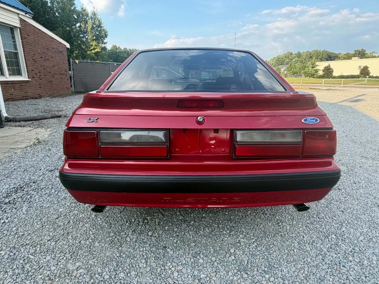 Ford Mustang LX 5.0L hatchback 1990