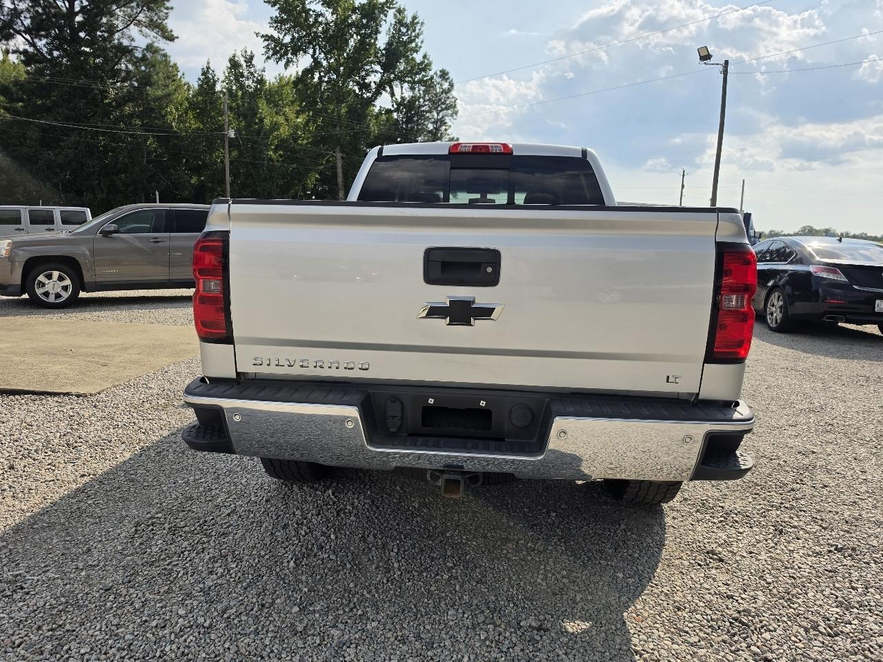 Chevrolet Silverado 1500 LT Crew Cab Long Box 4WD 2015