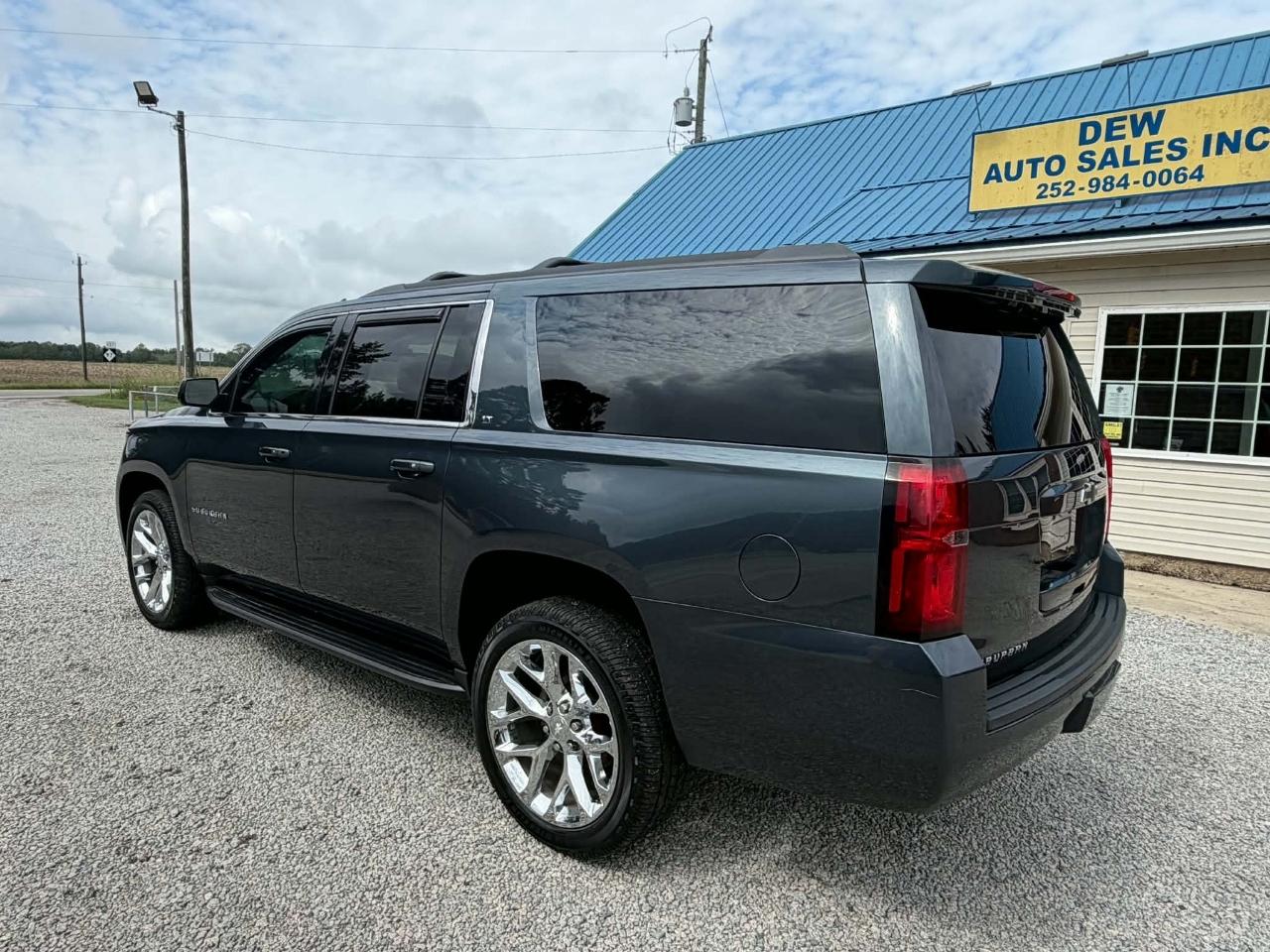 Chevrolet Suburban LT 4WD 2019