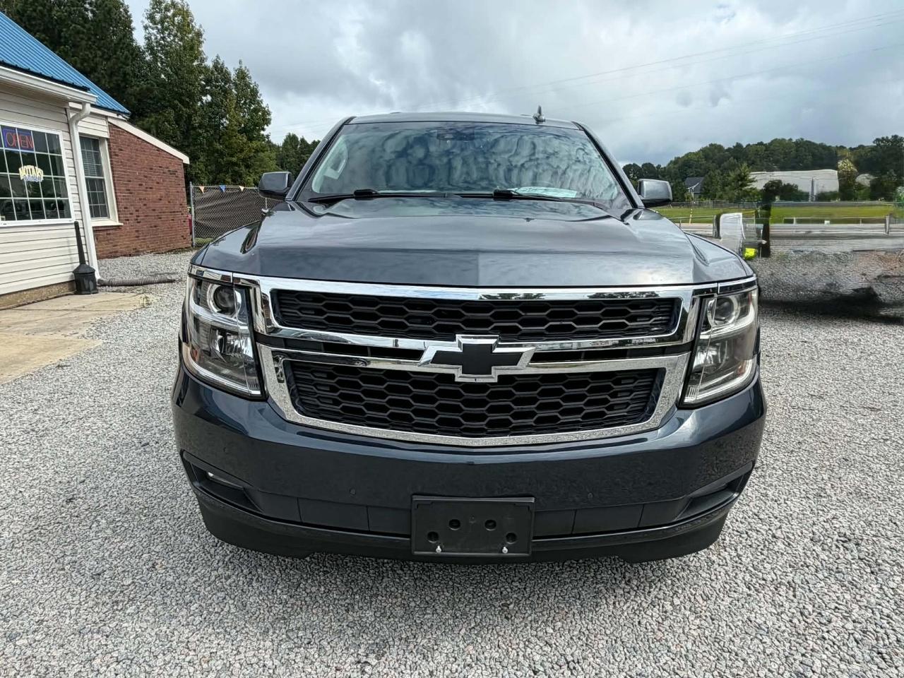 Chevrolet Suburban LT 4WD 2019