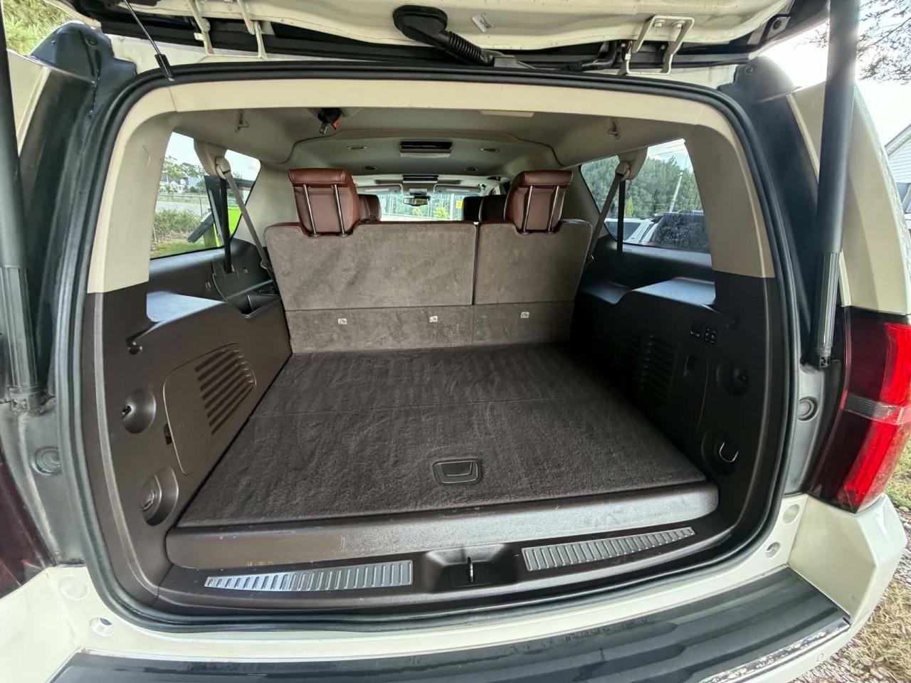 Chevrolet Suburban LTZ 1500 4WD 2015