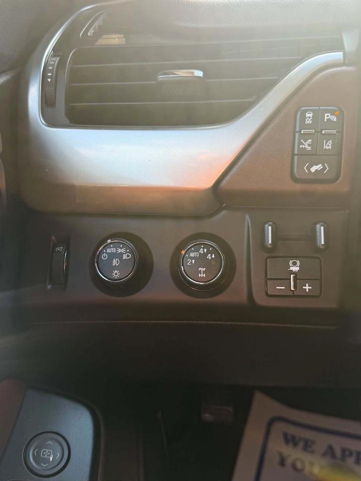 Chevrolet Suburban LTZ 1500 4WD 2015