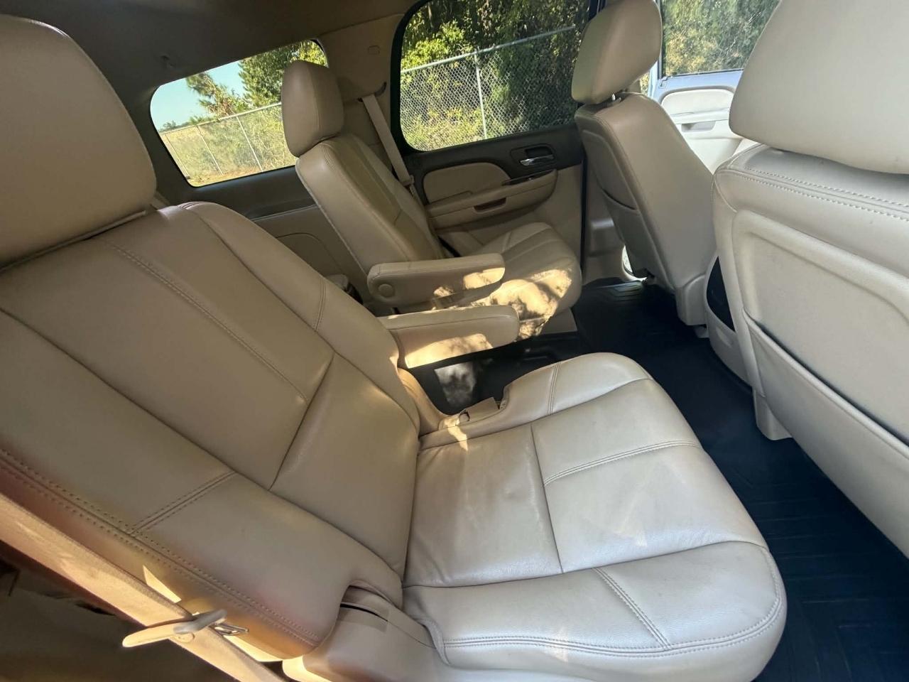 Chevrolet Tahoe LT 4WD 2012