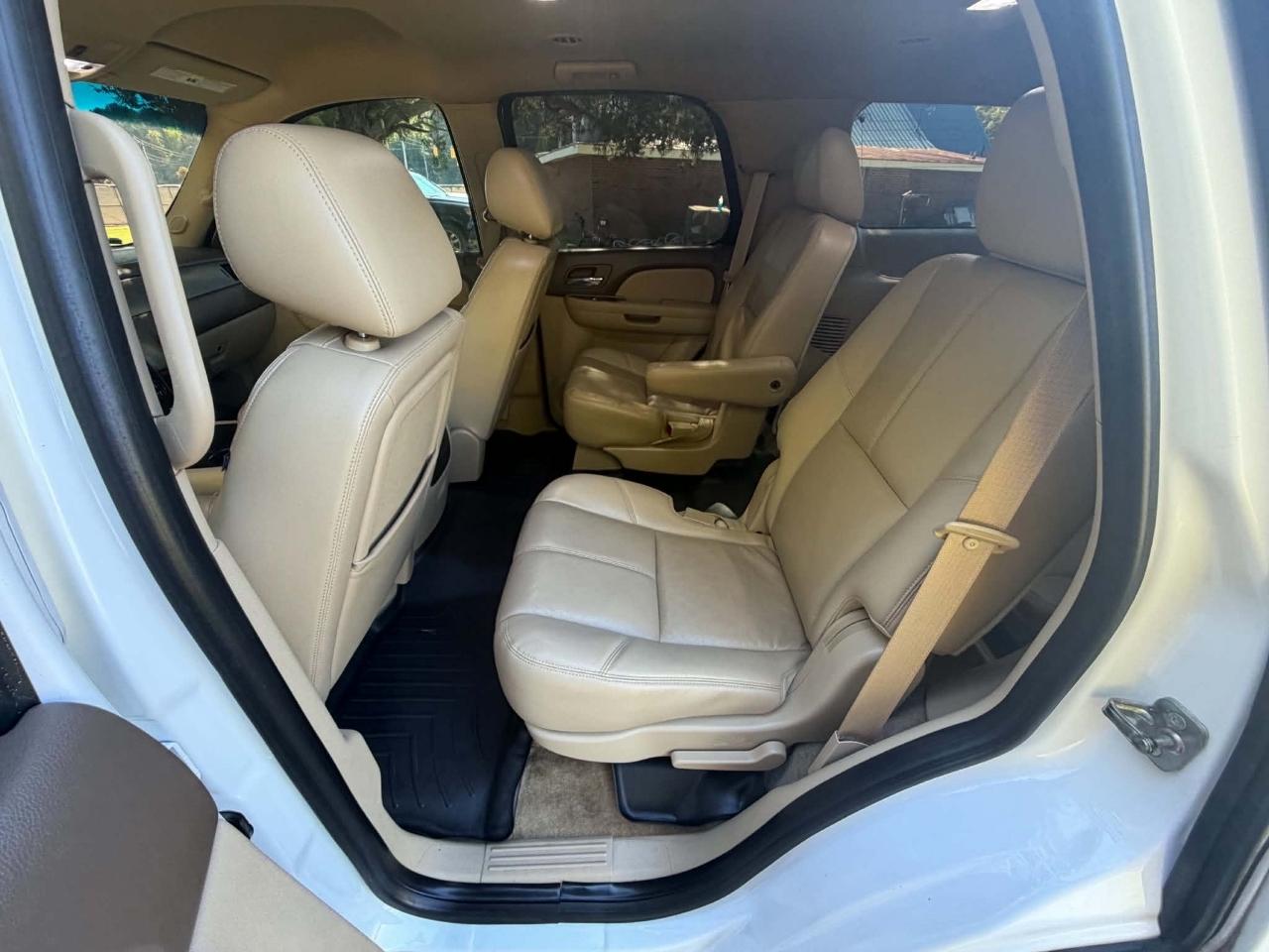 Chevrolet Tahoe LT 4WD 2012