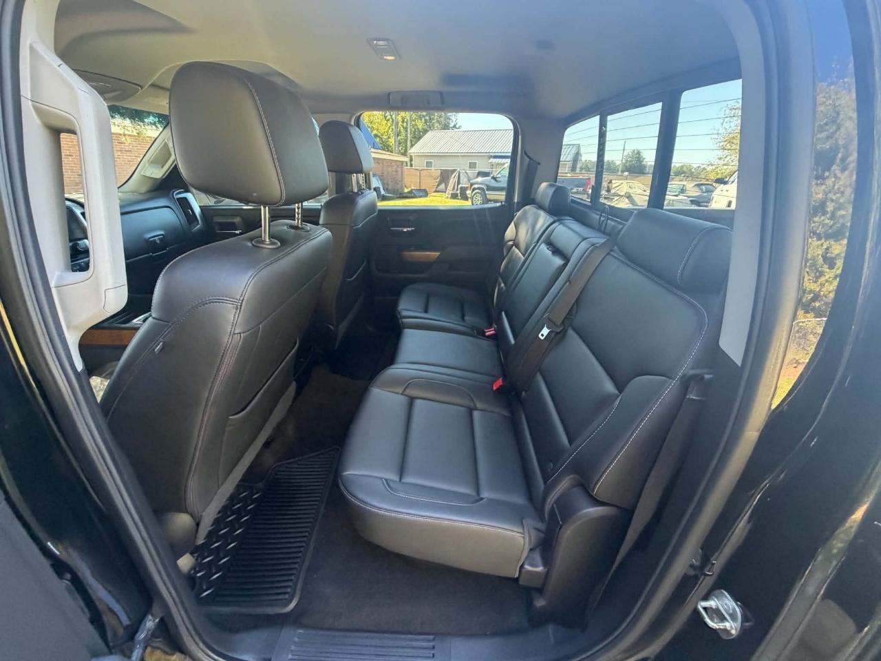 Chevrolet Silverado 1500 LTZ Crew Cab 4WD 2018