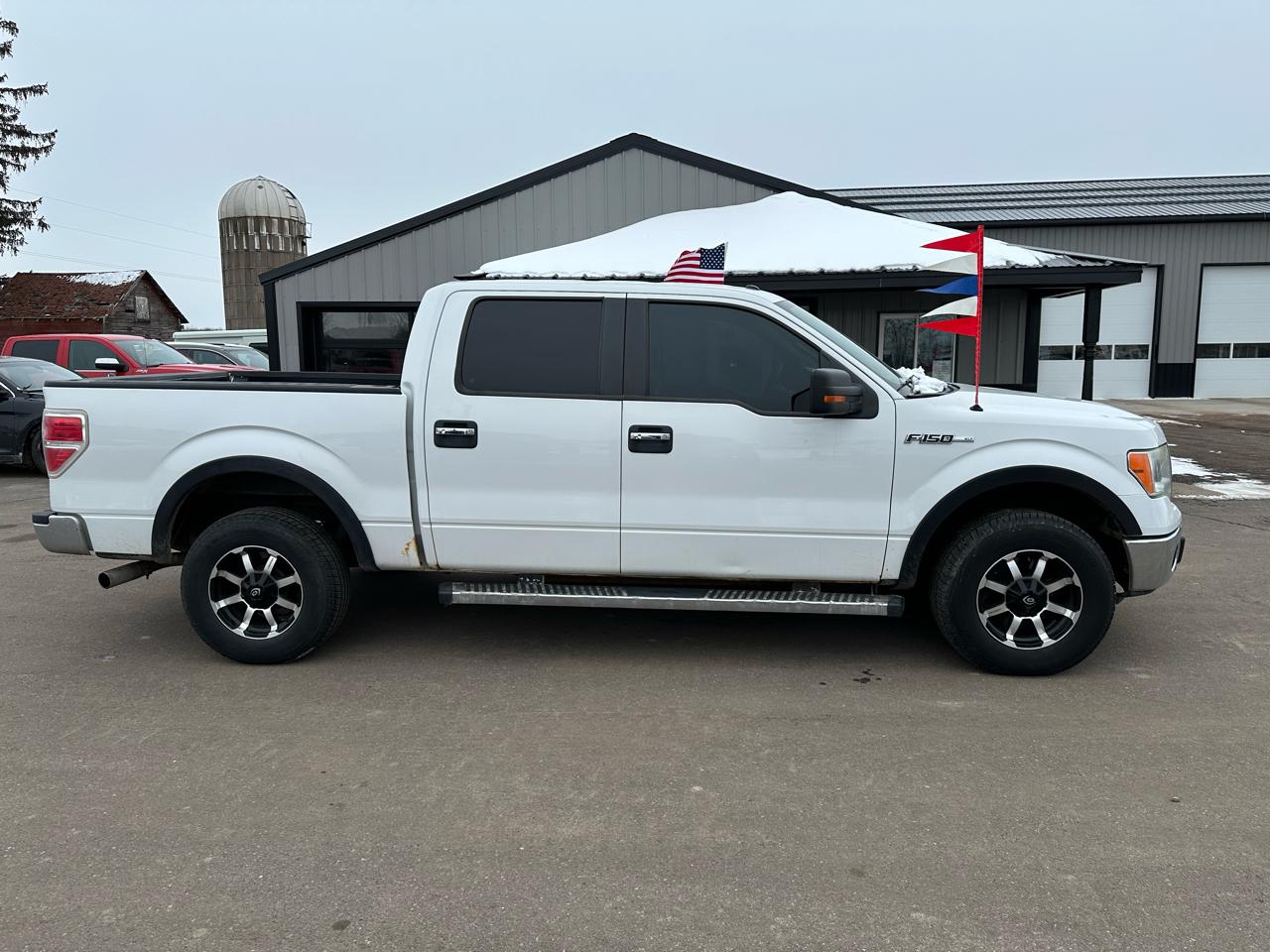 Ford F-150 4WD SuperCrew 145" XLT 2014