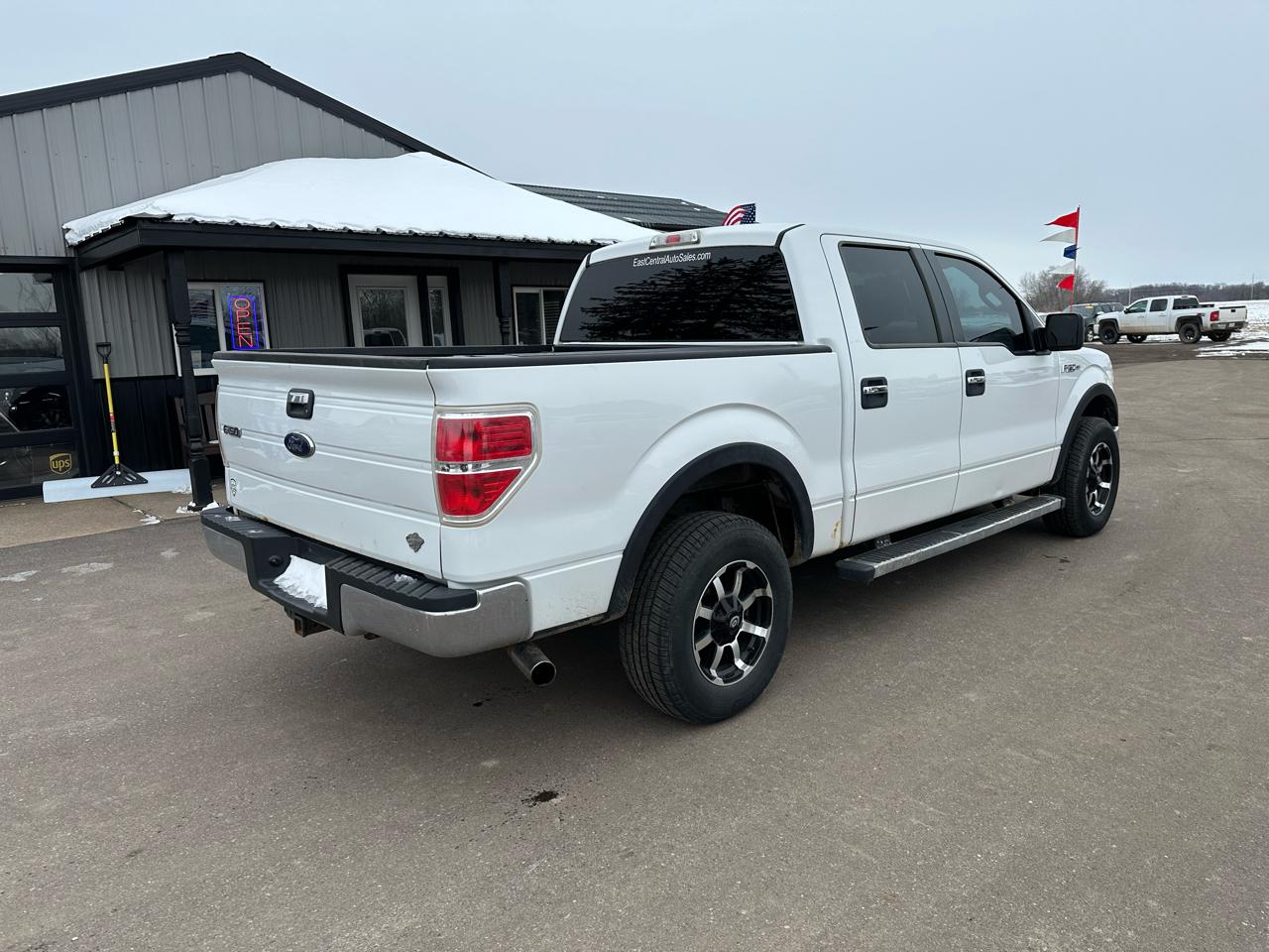 Ford F-150 4WD SuperCrew 145" XLT 2014