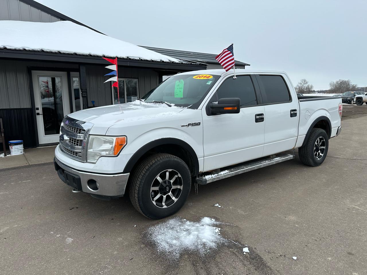 Ford F-150 4WD SuperCrew 145" XLT 2014