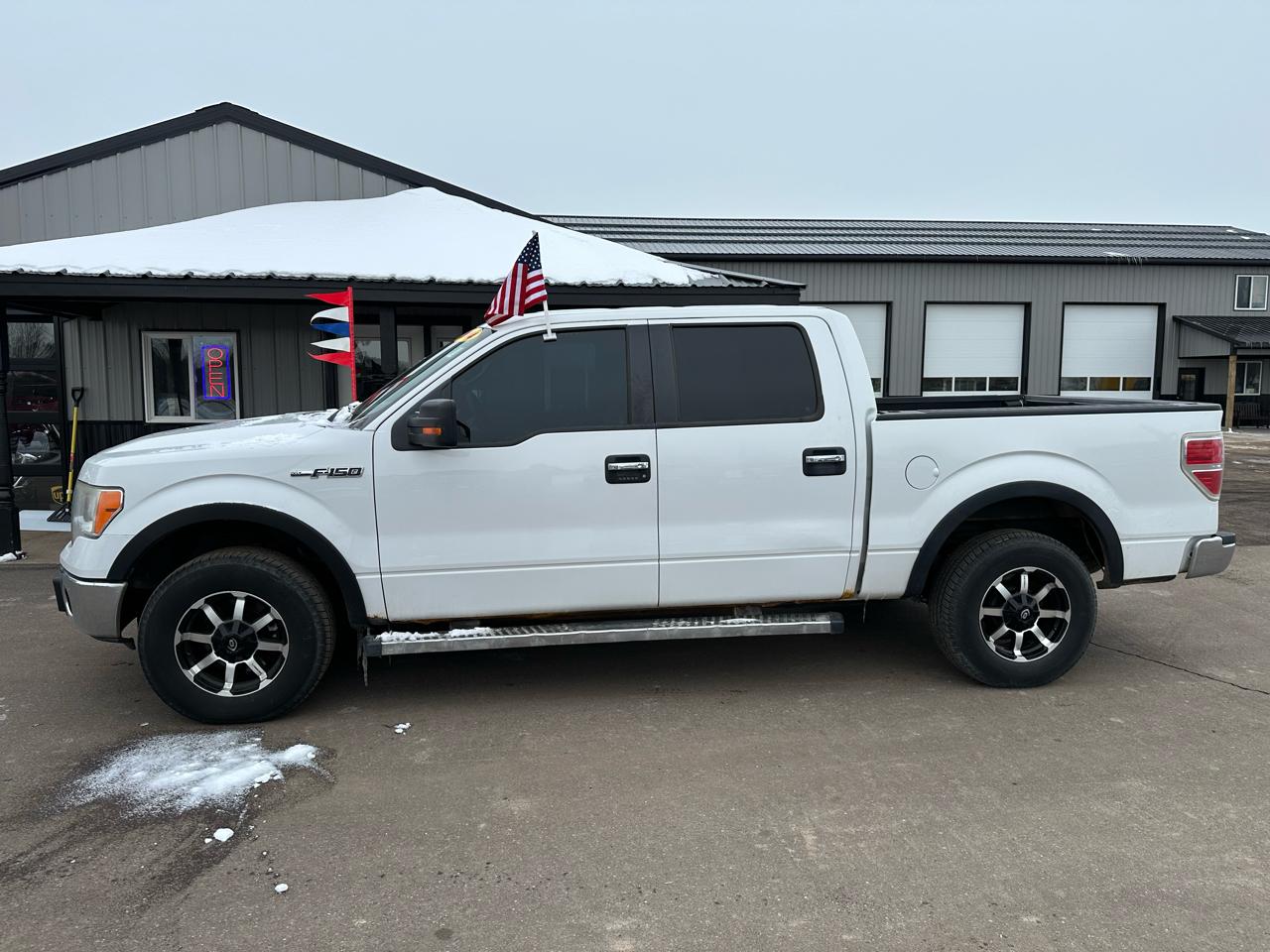 Ford F-150 4WD SuperCrew 145" XLT 2014