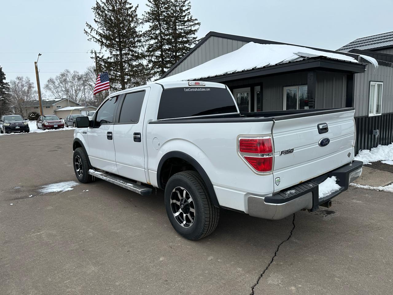 Ford F-150 4WD SuperCrew 145" XLT 2014