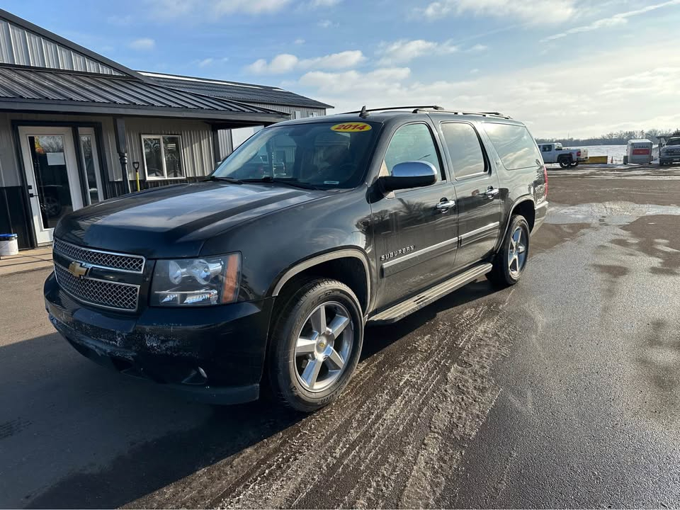 Chevrolet Suburban 4WD 4dr LTZ 2014