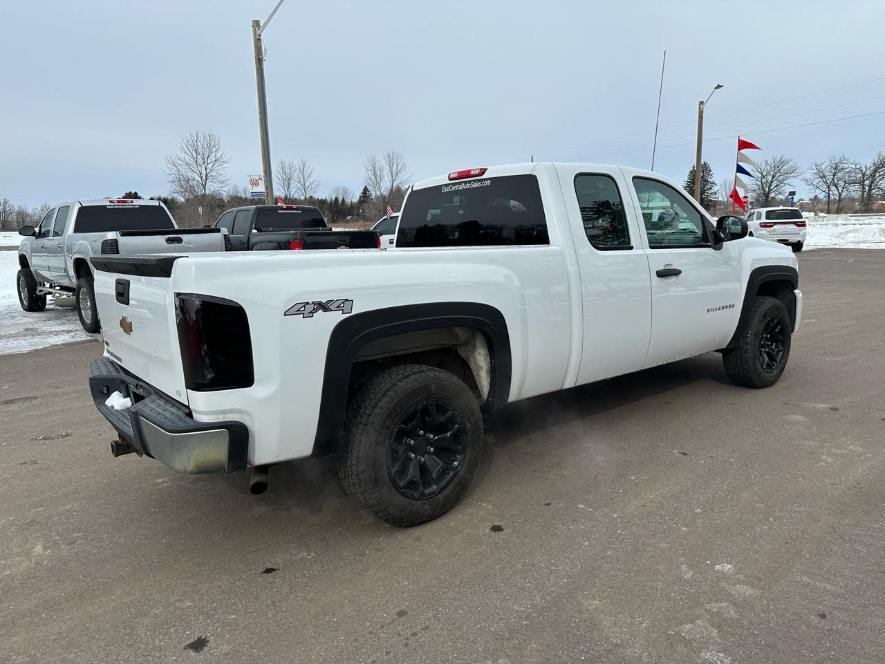 Chevrolet Silverado 1500 4WD Ext Cab 143.5" Work Truck 2011