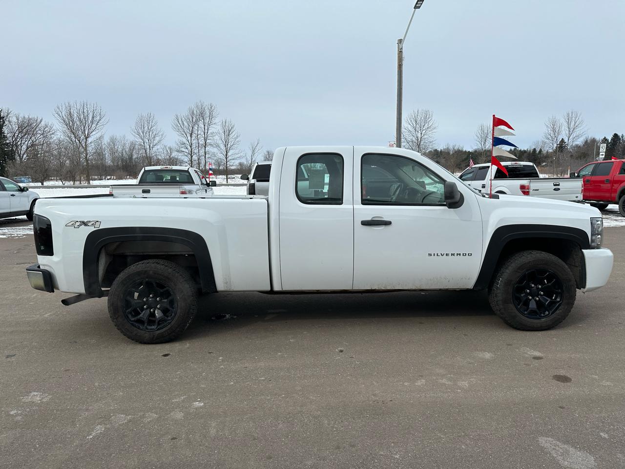 Chevrolet Silverado 1500 4WD Ext Cab 143.5" Work Truck 2011
