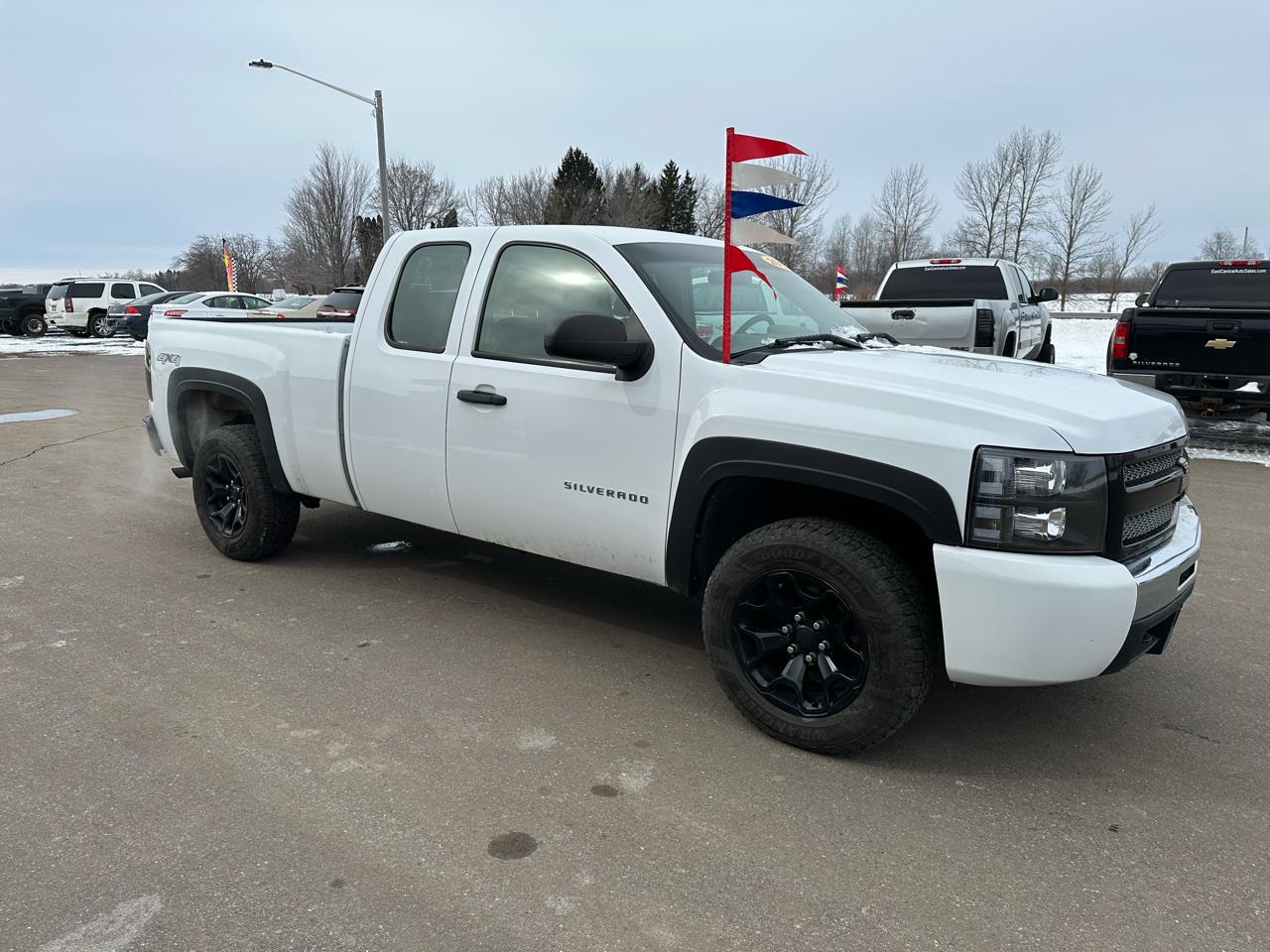 Chevrolet Silverado 1500 4WD Ext Cab 143.5" Work Truck 2011