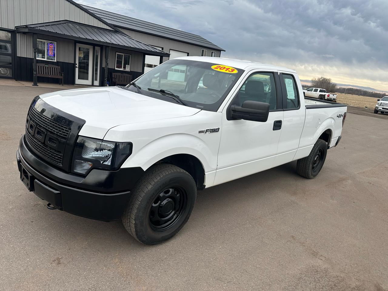 Ford F-150 4WD SuperCab 145" XL 2013