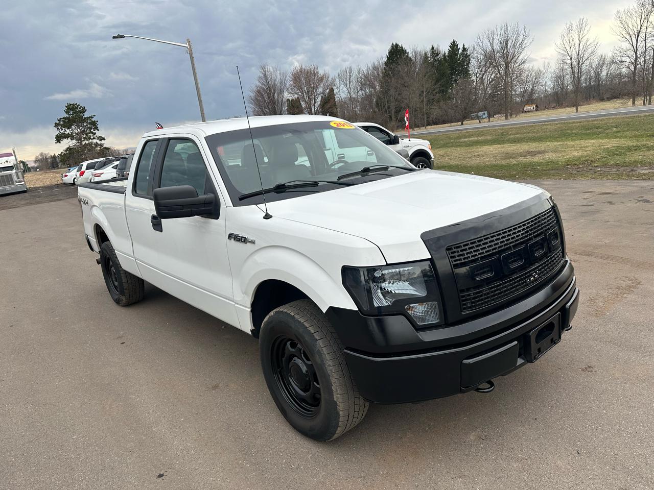 Ford F-150 4WD SuperCab 145" XL 2013